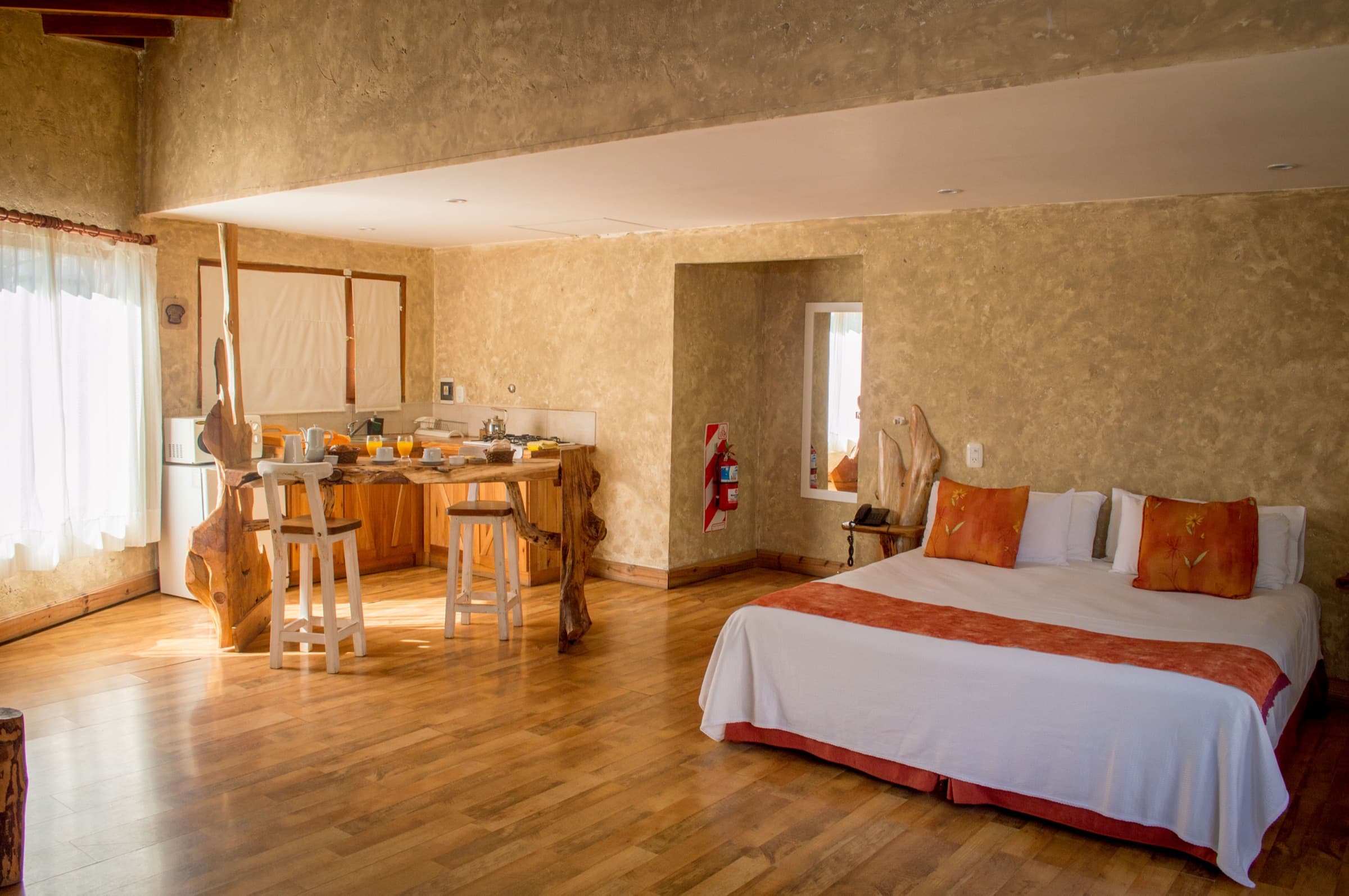 INTERIOR · CABAÑA
